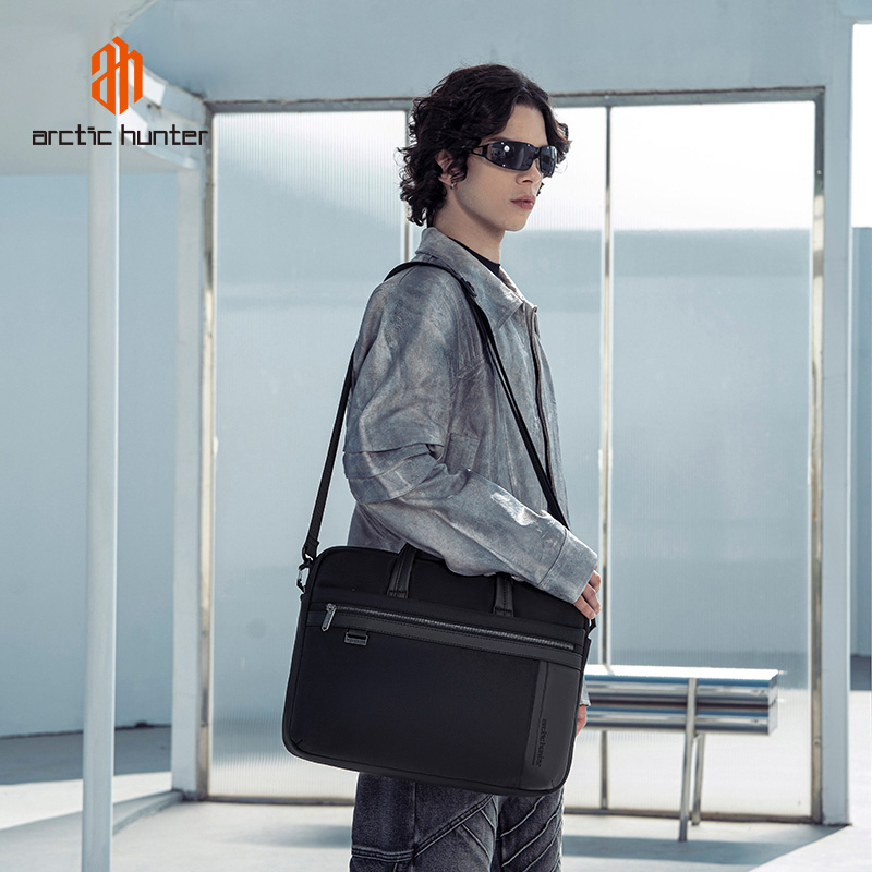 GWB00849-BK-1 ARCTIC HUNTER τσάντα ώμου GWB00849 με θήκη laptop 15.6", 14L, μαύρη - Image 1